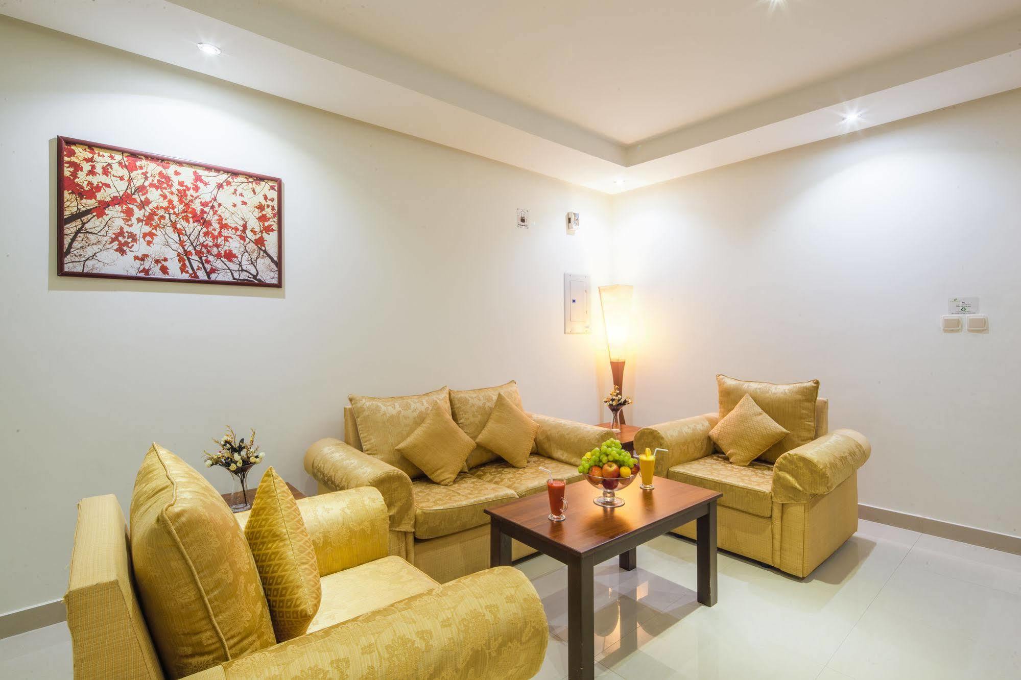 Burj Alhayah Hotel Suites Alfalah Riaad Buitenkant foto